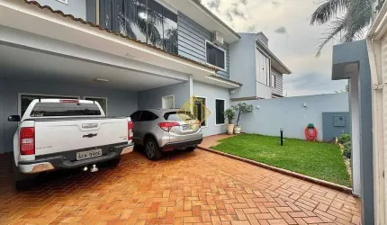 Sobrado à venda, 3 quartos, 1 suíte, 4 vagas, Região do Lago - Cascavel/PR