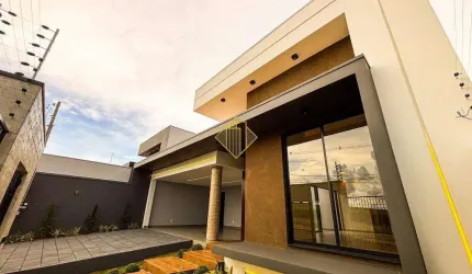 **CASA DE ALTO PADRÃO COM 03 SUÍTES, VILA BECKER - TOLEDO, PARANÁ **