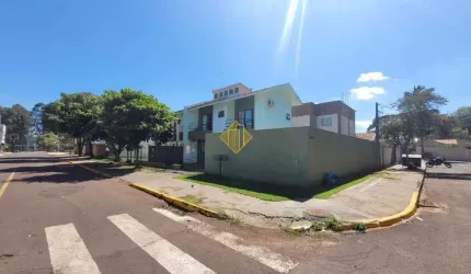 Sobrado à venda, 2 quartos, 1 suíte, 2 vagas, Jardim Gisela - Toledo/PR
