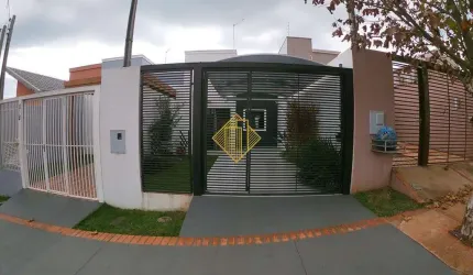 Casa à venda, 2 quartos, 2 vagas, Jardim Coopagro - Toledo/PR