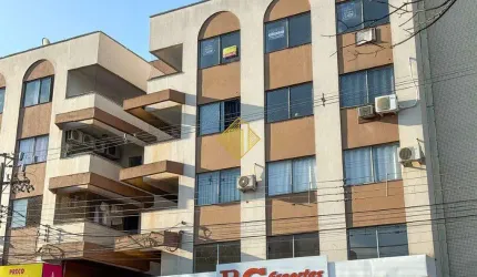 Apartamento à venda, 3 quartos, 1 suíte, 1 vaga, Centro - Toledo/PR