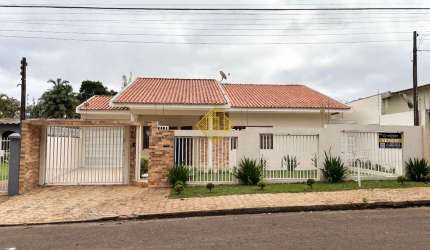 Casa térrea no Bairro Neva