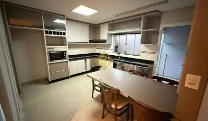 SOBRADO LINDO PARA LOCAÇÃO NA VILA BECKER EM TOLEDO - PARANÁ