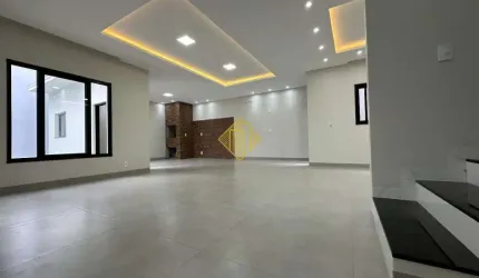 Sobrado à venda, 3 quartos, 1 suíte, 2 vagas, Jardim Gisela - Toledo/PR