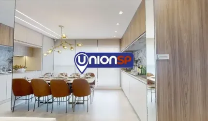 Apartamento à Venda na Aclimação, SP