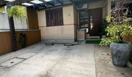 Excelente casa com 2 dormitórios à venda, 66 m² por R$ 330.000 - Parque da Matriz - Cachoeirinha/RS