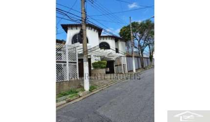 CASA 4 DORMS -1 SUÍTE - 4 WC - OPORTUNIDADE !!!