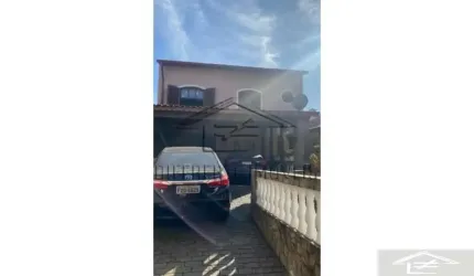 SOBRADO PARA LOCAÇÃO NO PARQUE BOTURUSSU.