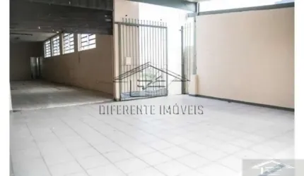 GALPÃO COM TRES CASAS RESIDENCIAS NA SAÚDE!
