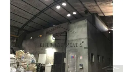 Galpão 798m² na Vila Carmosina!!!