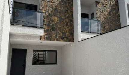 SOBRADO EM FINO ACABAMENTO A VENDA NA VILA LÚCIA COM  3 QUARTOS SENDO 1 SUÍTE.