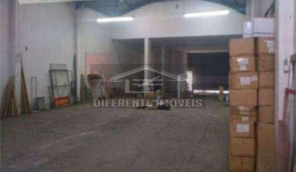 GALPÃO 650M² 4 BANHEIROS, PÉ DIREITO 5M - BRÁS