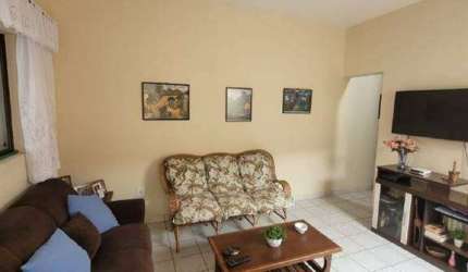 VENDO CASA NA VILA MIRIM, 03 DORMITÓRIOS COM SACDA, GARAGEM E EDÍCULA NOS FUNDOS