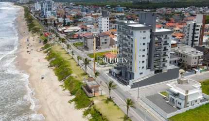 Excelente Cobertura com 237m² frente mar com 4 suítes