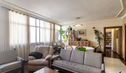 Apartamento à venda em Pinheiros com 3 quartos, sendo 1 suíte e 1 vaga