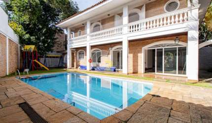 CASA - ALTO DE PINHEIROS - 4 DORMITÓRIOS - 3 SUÍTES - 5 VAGAS - 400M²