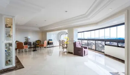 Cobertura duplex a venda no Alto da Lapa com 4 quartos, 3 suítes e 5 vagas