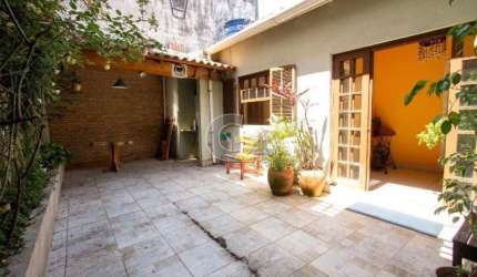 CASA À VENDA - VILA ROMANA - 1 SUÍTE - 1 VAGA DE GARAGEM