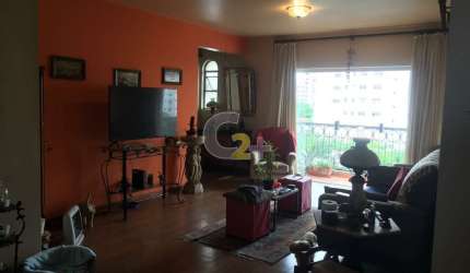Apartamento à venda no Campo Belo com 3 quartos sendo 1 suíte e 2 vagas