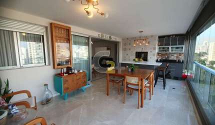 Apartamento à venda no Brooklin com 3 suítes e 3 vagas