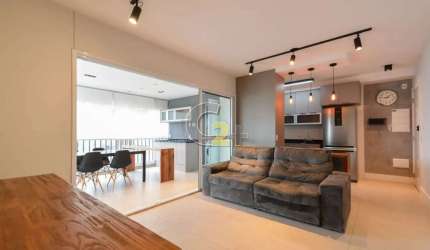 Apartamento a venda em Pinheiros com  3 quartos, 2 suítes, 2 vagas