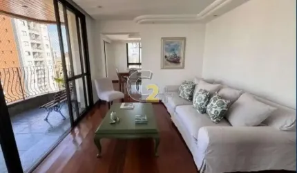 Apartamento à venda em Pinheiros 242 m², 3 suítes com varanda e 3 vagas de garagem