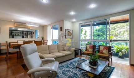 Apartamento à venda na Vila Mariana com 3 suítes e 3 vagas
