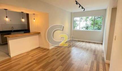 Apartamento à venda em Moema com 2 suítes e 1 vaga