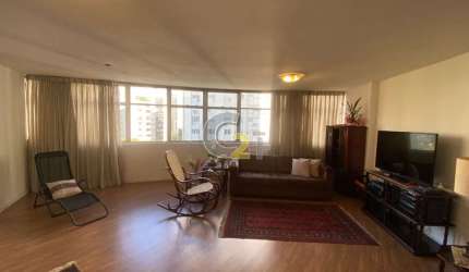 Apartamento à venda no Jardim Paulistano, 3 quartos, 1 suíte, 2 vagas de garagem.