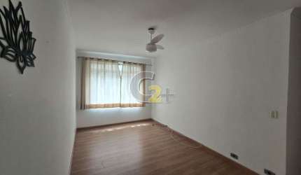 Apartamento à venda em Moema com 2 quartos e 1 vaga de garagem