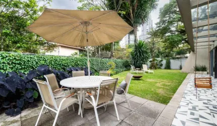 Casa a venda em Pinheiros com 5 quartos e 5 suites