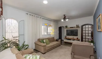 Casa térrea a venda no bairro da Vila Romana com 4 quartos, sendo 3 suítes, 170m²