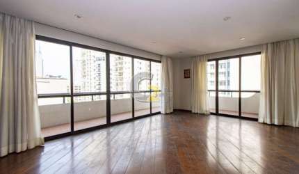 Apartamento à venda em Higienópolis com 4 quartos e 4 vagas de garagem