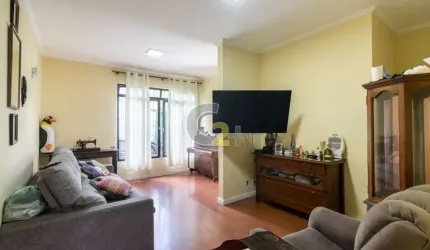 Sobrado a venda na Vila Madalena, 4 quartos,  sendo  2  suíte e 2 vagas