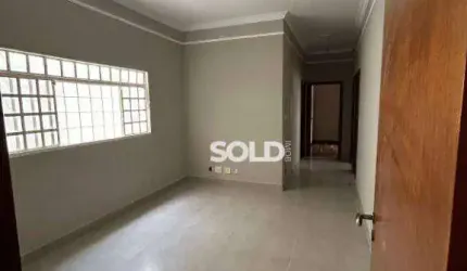 Casa com 3 dormitórios à venda, 228 m² por R$ 650.000,00 - Chácara Espraiado - Franca/SP