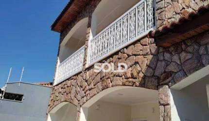 Linda casa/sobrado com 4 dormitórios sendo 1 suíte com hidro, 350 m² de construção, à venda por R$ 1.200.000,00 - Jardim Barão - Franca/SP