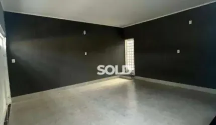 Casa com 3 dormitórios sendo 1 suíte, área gourmet com piscina,  200 m² de construção, à venda por R$ 750.000,00 - Jardim Barão - Franca/SP