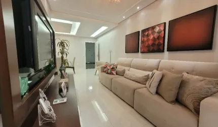 Excelente apartamento no Canto do Forte