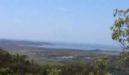 Casa para Venda em Saquarema, Sampaio Correia (sampaio Correia), 3 dormitórios, 1 banheiro, 3 vagas