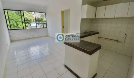 Apartamento de 1/4 à venda, suíte, garagem, no Campo Grande, Salvador-BA
