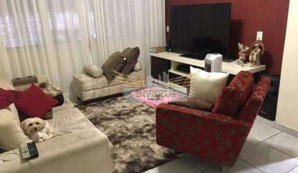 Sobrado com 3 Quartos para Comprar, 228m² - Bairro Campestre, Santo André/SP.