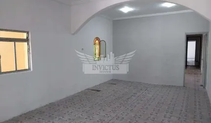 Casa Térrea com 3 Quartos para Alugar, 301m² - Vila Santa Tereza em Santo André/SP.