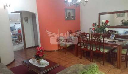Casa Térrea com 3 Dormitórios à Venda, 258m² - Bairro Campestre, Santo André/SP.