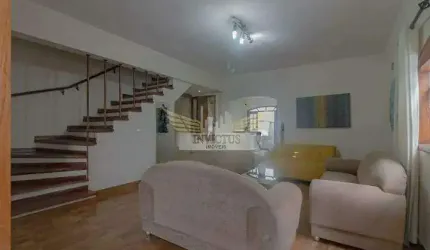 Sobrado com 4 Quartos para Comprar, 393m² - Santa Maria, Santo André/SP.