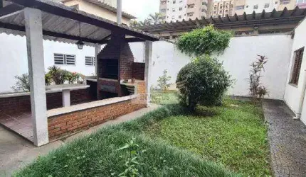 Casa Assobradada com 5 Quartos para Comprar, 368m² - Vila Pires, Santo André.