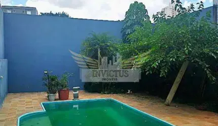 Sobrado com 3 Quartos para Comprar, 263m² - Vila Bastos, Santo André/SP.