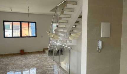 Sobrado com 2 Quartos para Comprar, 117m² - Vila Pires, Santo André/SP.