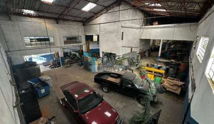 Galpão Comercial/Industrial para Comprar, 813m² - Campestre, Santo André/SP.