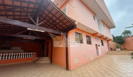 Sobrado com 4 Suítes para Comprar, 330m² - Bairro Independência, São Bernardo do Campo/SP.