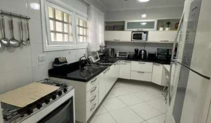 Casa com 4 quartos à venda na Enseada, Guarujá , 80 m2 por R$ 1.400.000